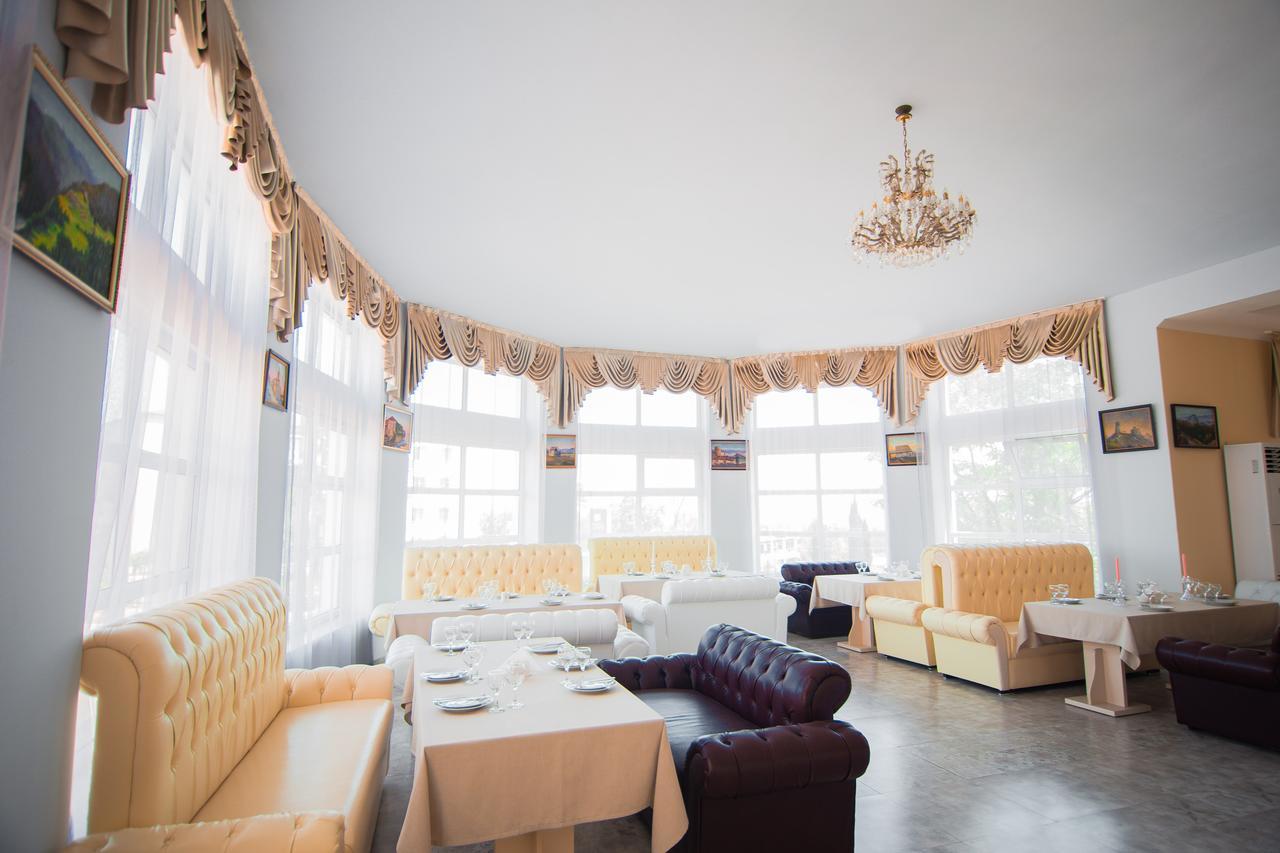 Hotel Tsiskari Telavi Extérieur photo
